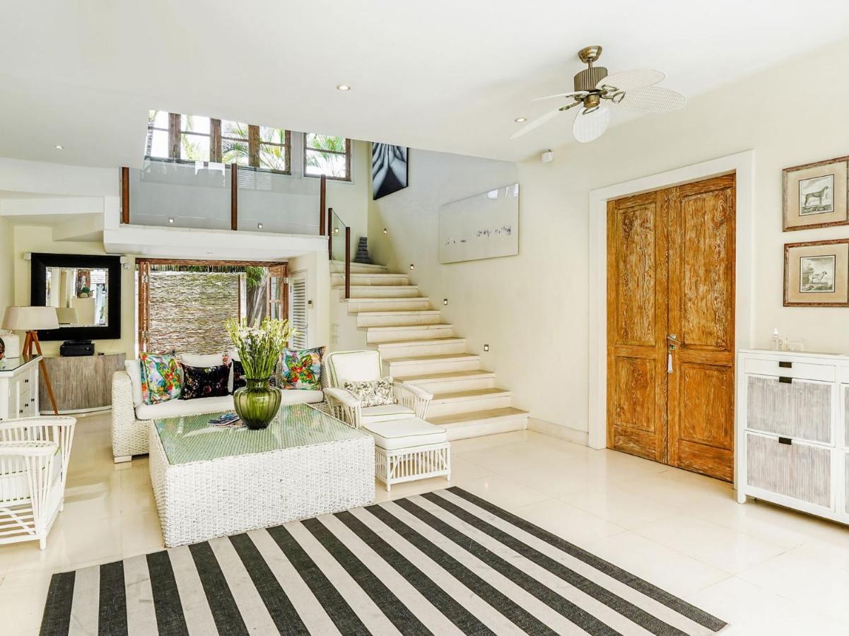 Villa Jajaliluna Seminyak Exterior foto