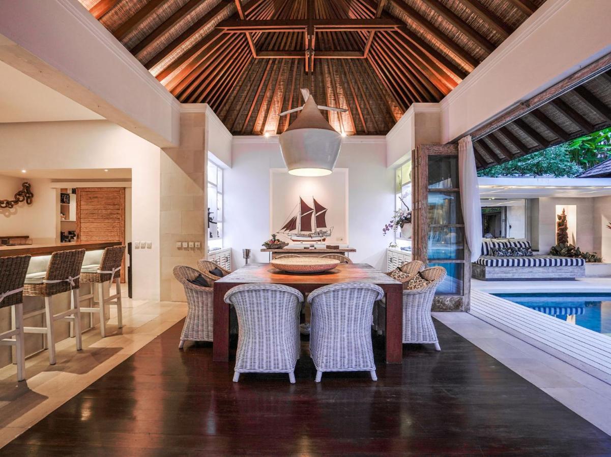 Villa Jajaliluna Seminyak Exterior foto